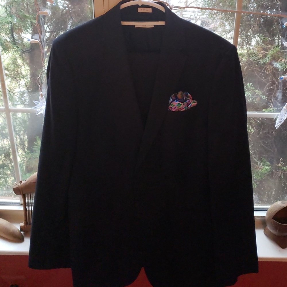Mens Navy blue suit
